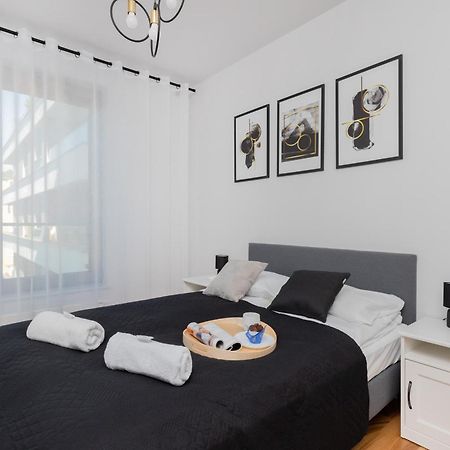 Plac Unii Apartment Gdynia By Noclegi Renters Eksteriør bilde