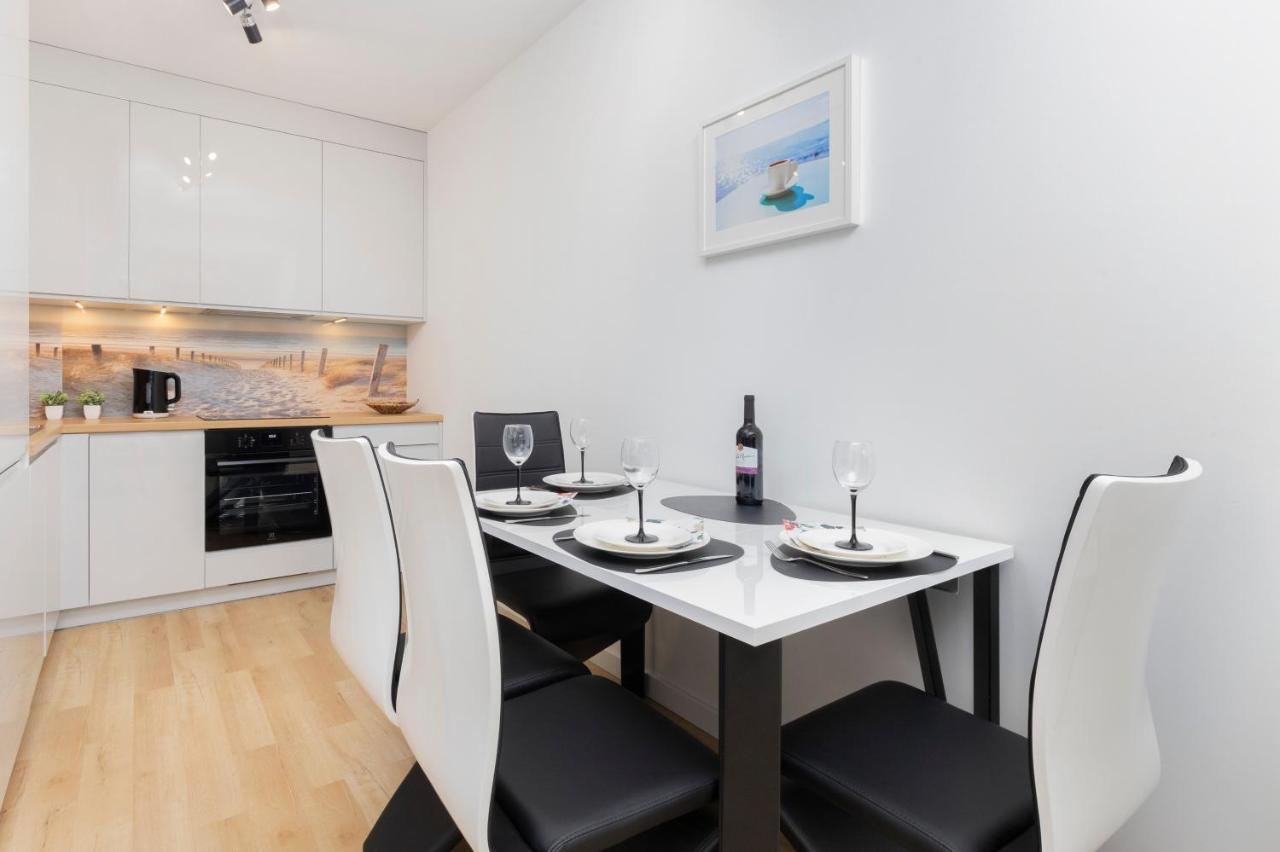 Plac Unii Apartment Gdynia By Noclegi Renters Eksteriør bilde